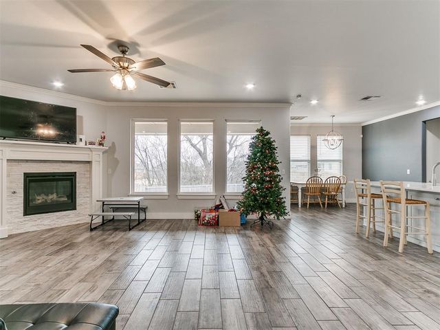 14108 Center Village Way, Piedmont, OK 73078