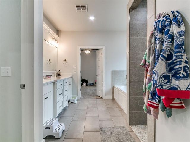 14108 Center Village Way, Piedmont, OK 73078