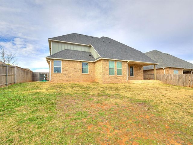 14108 Center Village Way, Piedmont, OK 73078
