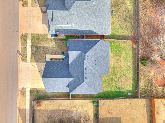 14108 Center Village Way, Piedmont, OK 73078