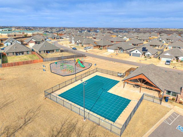 14108 Center Village Way, Piedmont, OK 73078