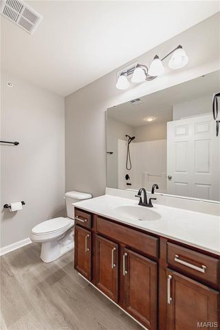 532 Bordeaux Way, St Peters, MO 63376