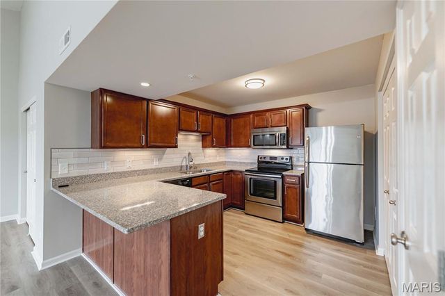 532 Bordeaux Way, St Peters, MO 63376