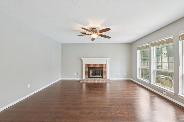 4923 Echo Falls Drive, Houston, TX 77345