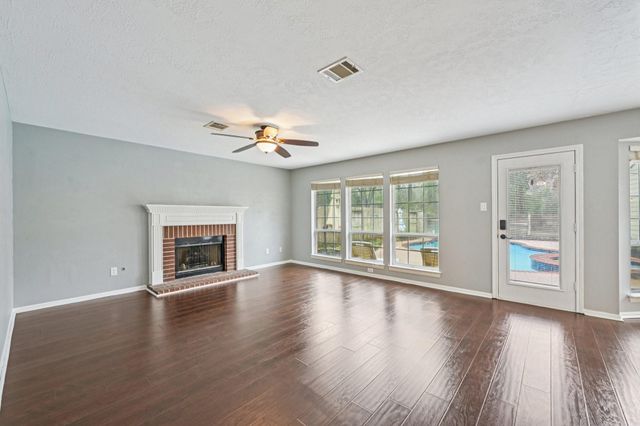 4923 Echo Falls Drive, Houston, TX 77345