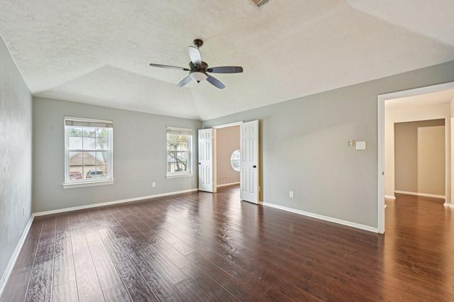 4923 Echo Falls Drive, Houston, TX 77345