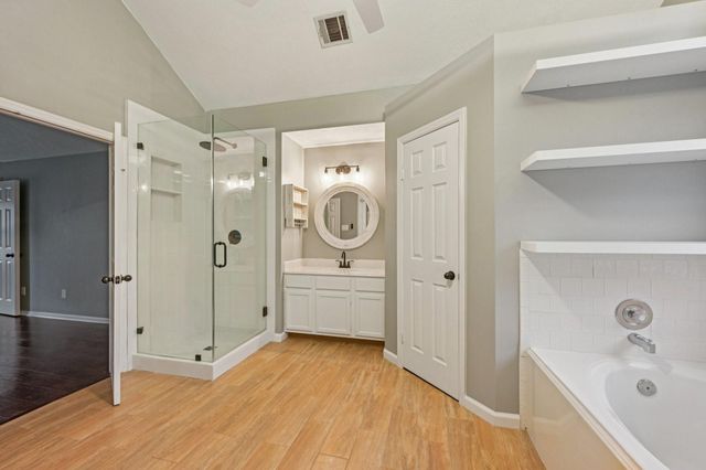 4923 Echo Falls Drive, Houston, TX 77345