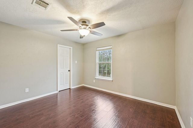 4923 Echo Falls Drive, Houston, TX 77345