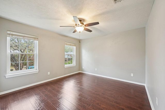 4923 Echo Falls Drive, Houston, TX 77345