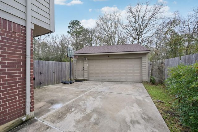 4923 Echo Falls Drive, Houston, TX 77345