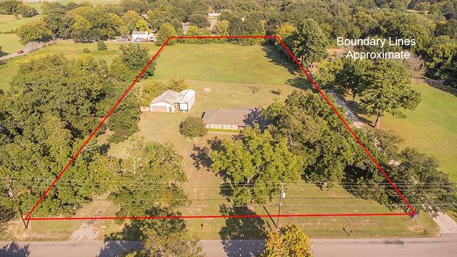 1000 N Waldrip Street, Grand Saline, TX 75140