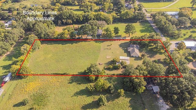 1000 N Waldrip Street, Grand Saline, TX 75140