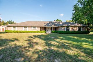 1000 N Waldrip Street, Grand Saline, TX 75140