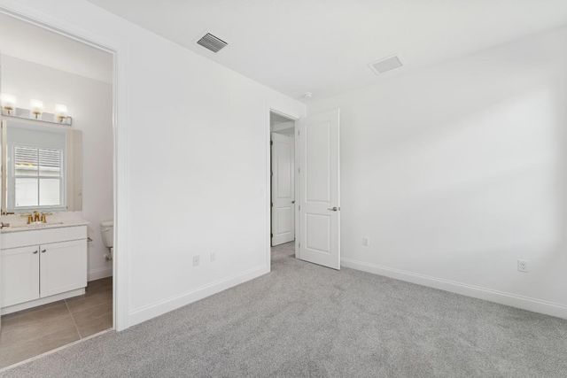 6790 SE Lost Pine Drive 29, Stuart, FL 34997