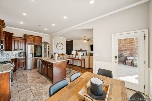 1623 E Fulton Place, Broken Arrow, OK 74012