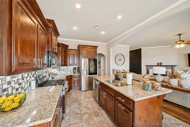 1623 E Fulton Place, Broken Arrow, OK 74012