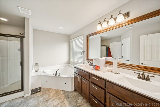 1623 E Fulton Place, Broken Arrow, OK 74012