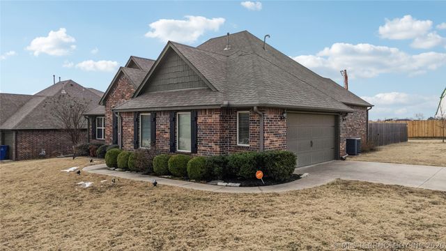 1623 E Fulton Place, Broken Arrow, OK 74012