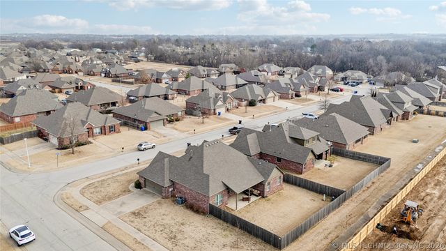 1623 E Fulton Place, Broken Arrow, OK 74012