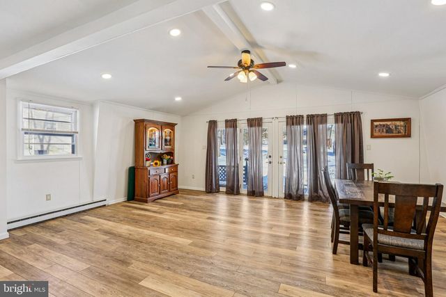 171 LONGSTREET DR, Gettysburg, PA 17325