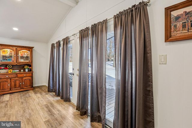 171 LONGSTREET DR, Gettysburg, PA 17325