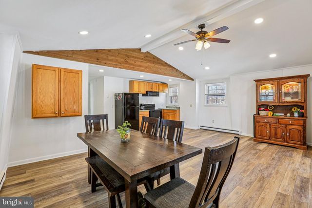 171 LONGSTREET DR, Gettysburg, PA 17325