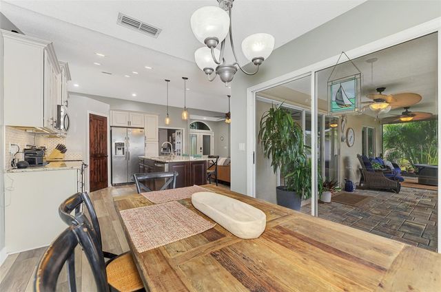 684 SUGARWOOD TRAIL, Venice, FL 34292