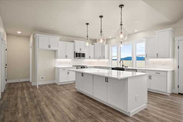 18069 N Morton Ct, Colbert, WA 99005