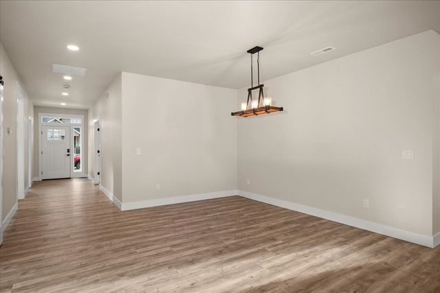 18069 N Morton Ct, Colbert, WA 99005