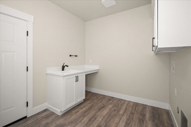 18069 N Morton Ct, Colbert, WA 99005