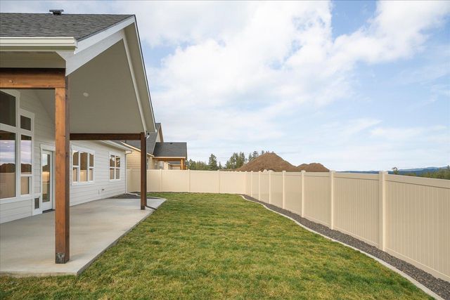 18069 N Morton Ct, Colbert, WA 99005