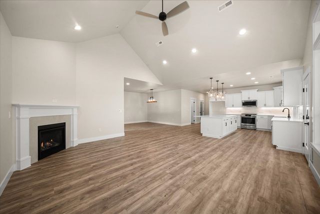 18069 N Morton Ct, Colbert, WA 99005