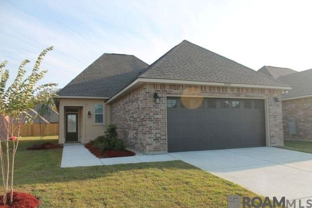 37237 Market Place Dr, Prairieville, LA 70769