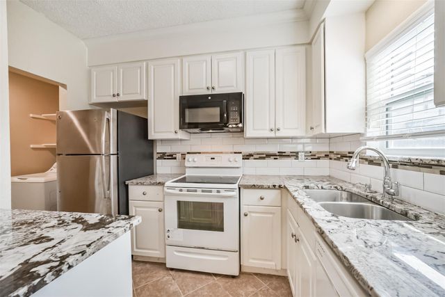 12500 Brookglade Circle 172, Houston, TX 77099
