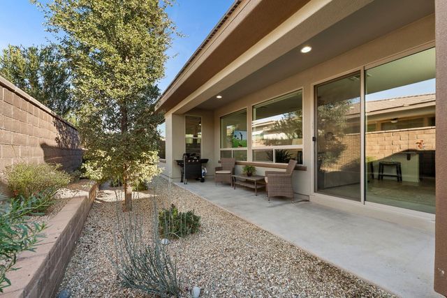 678 E Cobble Stone Drive, Queen Creek, AZ 85140