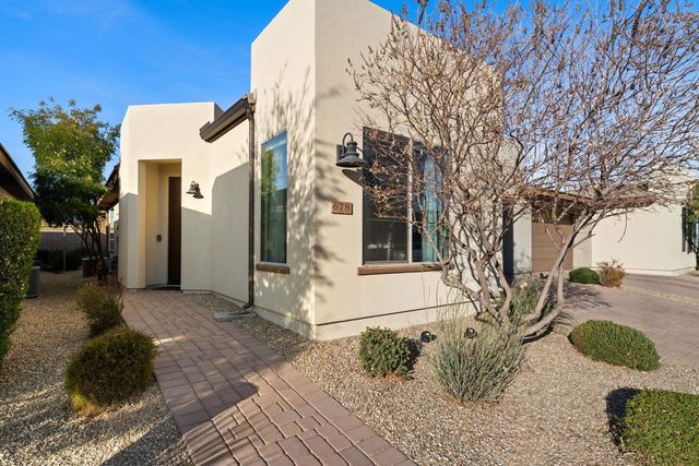 678 E Cobble Stone Drive, Queen Creek, AZ 85140
