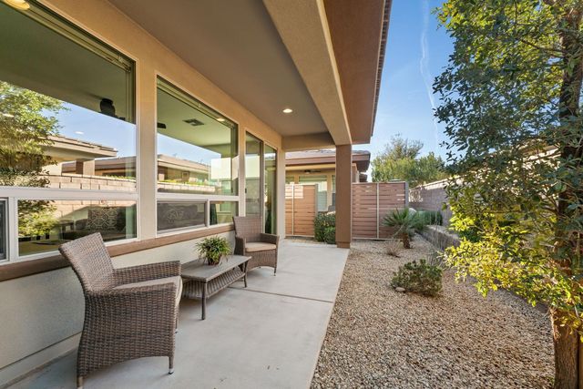 678 E Cobble Stone Drive, Queen Creek, AZ 85140