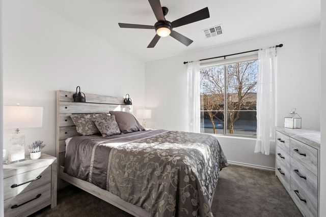 678 E Cobble Stone Drive, Queen Creek, AZ 85140