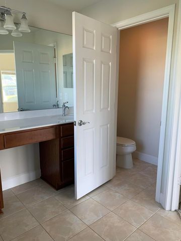 6852 WOODY VINE Drive, Jacksonville, FL 32258