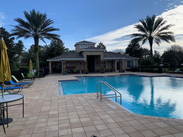 6852 WOODY VINE Drive, Jacksonville, FL 32258