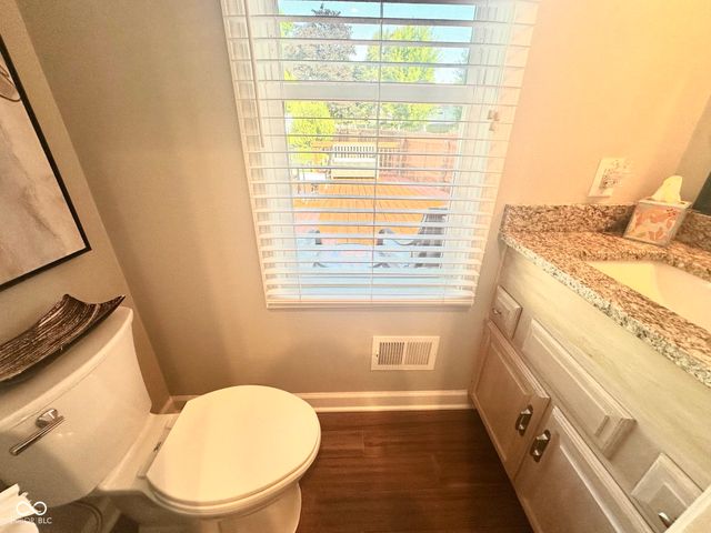 7536 Cape Cod Circle, Indianapolis, IN 46250