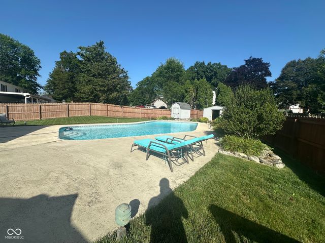 7536 Cape Cod Circle, Indianapolis, IN 46250