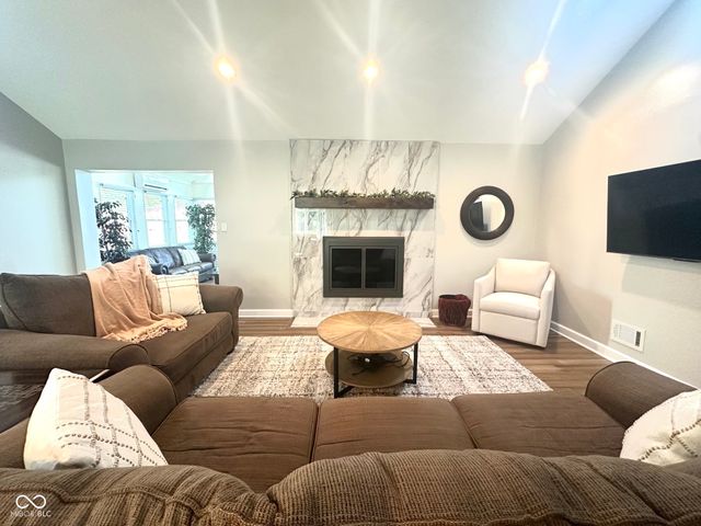 7536 Cape Cod Circle, Indianapolis, IN 46250