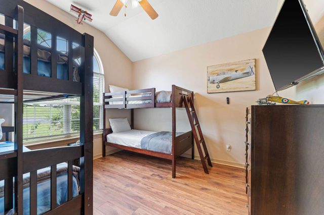 15 Fade Lane Lane, Branson West, MO 65737