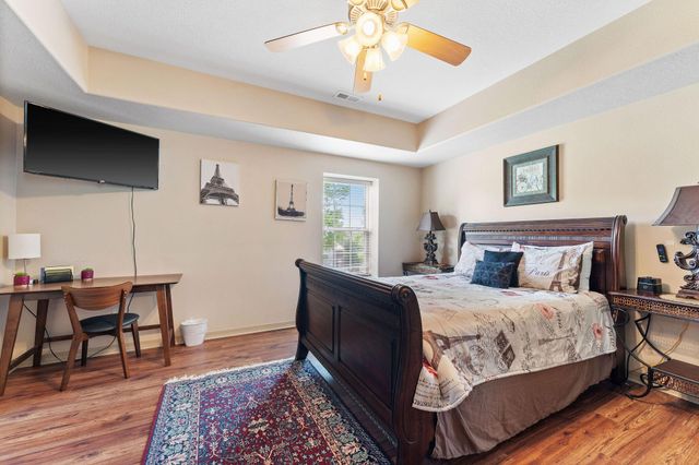 15 Fade Lane Lane, Branson West, MO 65737