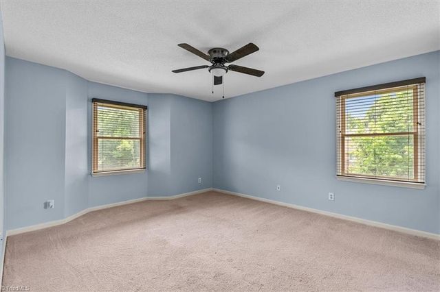 3701 Cotswold Terrace 7-K, Greensboro, NC 27410