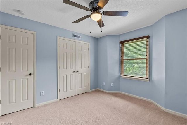 3701 Cotswold Terrace 7-K, Greensboro, NC 27410