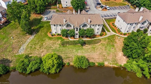 3701 Cotswold Terrace 7-K, Greensboro, NC 27410