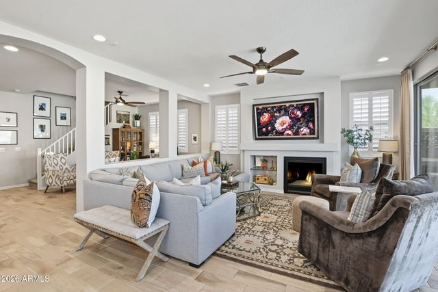 16004 W SOFT WIND Drive, Surprise, AZ 85387