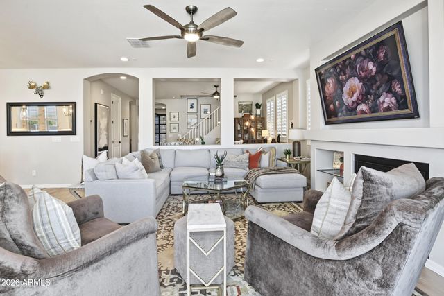 16004 W SOFT WIND Drive, Surprise, AZ 85387